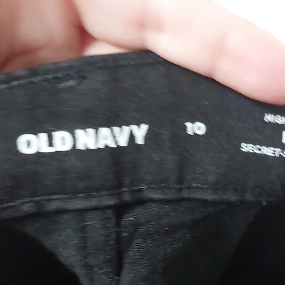 Old Navy Black Flare & Wide Leg Jeans - Picture 5 of 7